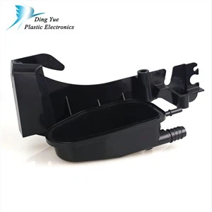 Pati plastik otomobil